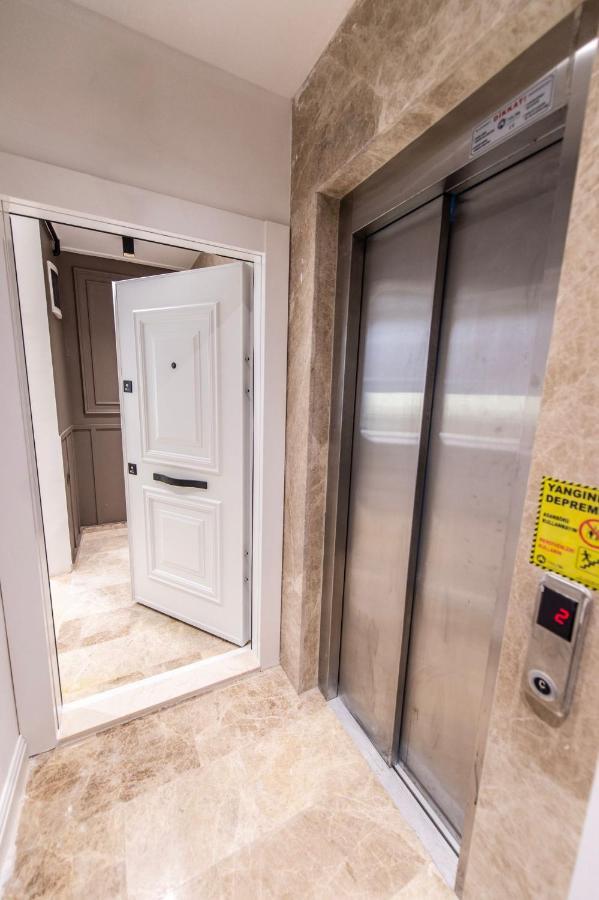 Fatih'de Olanagi Sunan Esyali Apartament